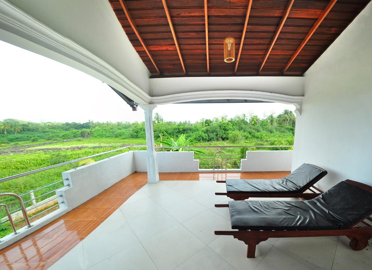 Falcon Villa Індурува Екстер'єр фото