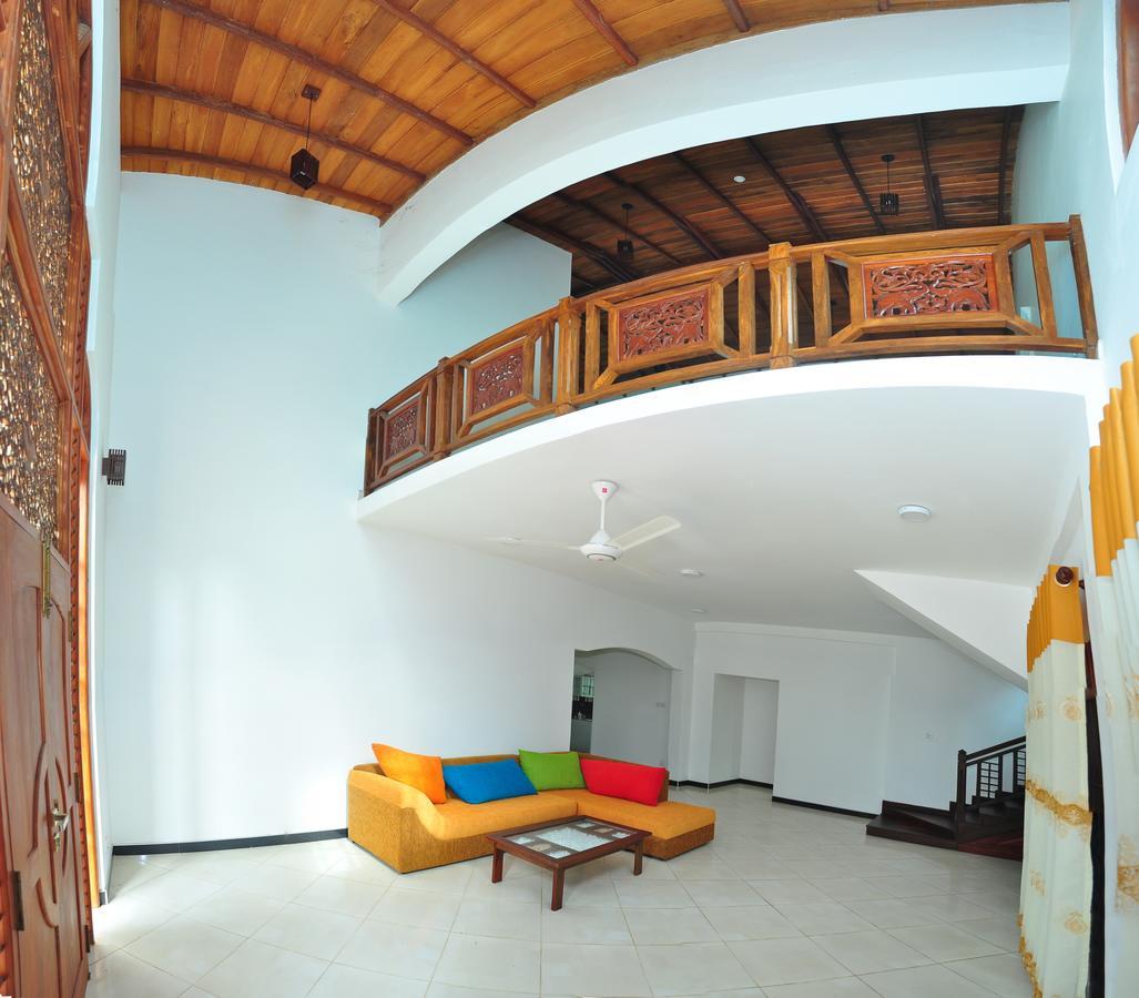 Falcon Villa Індурува Екстер'єр фото
