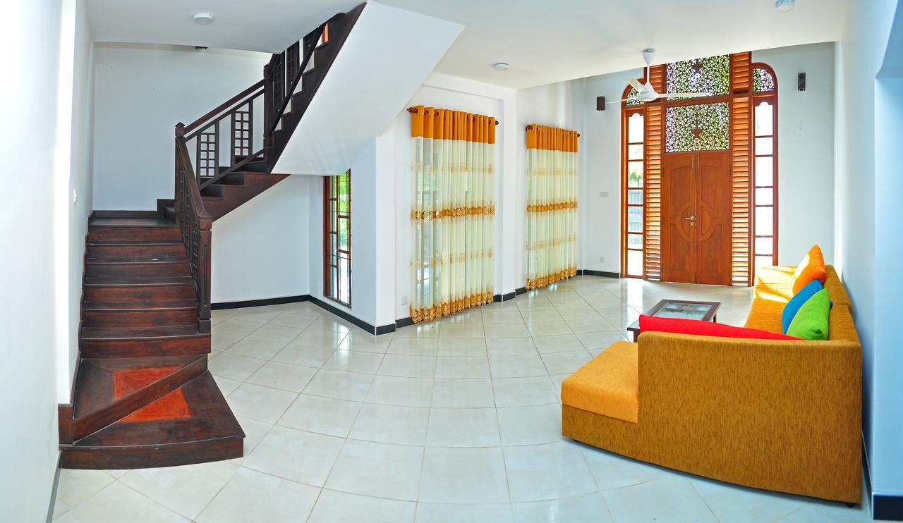 Falcon Villa Індурува Екстер'єр фото